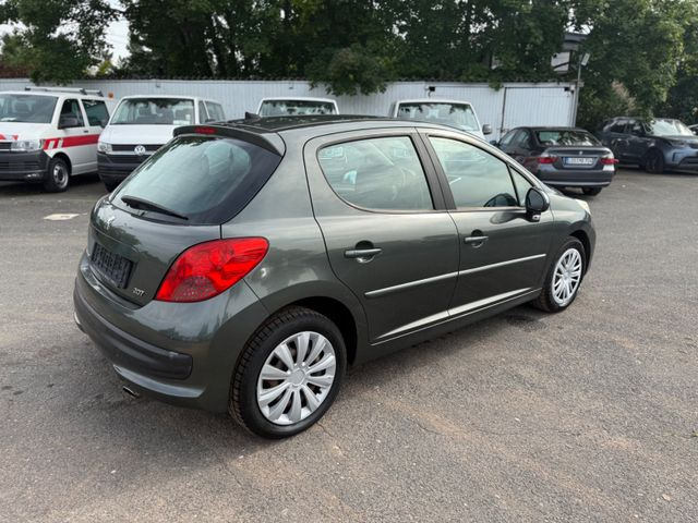 Peugeot 207 Sport Automatik - Limuzina: slika Peugeot 207 Sport Automatik - Limuzina Peugeot 207 Sport Automatik - Limuzina: slika Peugeot 207 Sport Automatik - Limuzina