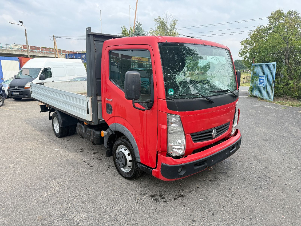 Renault Mahity 130.35 DXI - Dostavno vozilo s ravnom platformom: slika Renault Mahity 130.35 DXI - Dostavno vozilo s ravnom platformom Renault Mahity 130.35 DXI - Dostavno vozilo s ravnom platformom: slika Renault Mahity 130.35 DXI - Dostavno vozilo s ravnom platformom