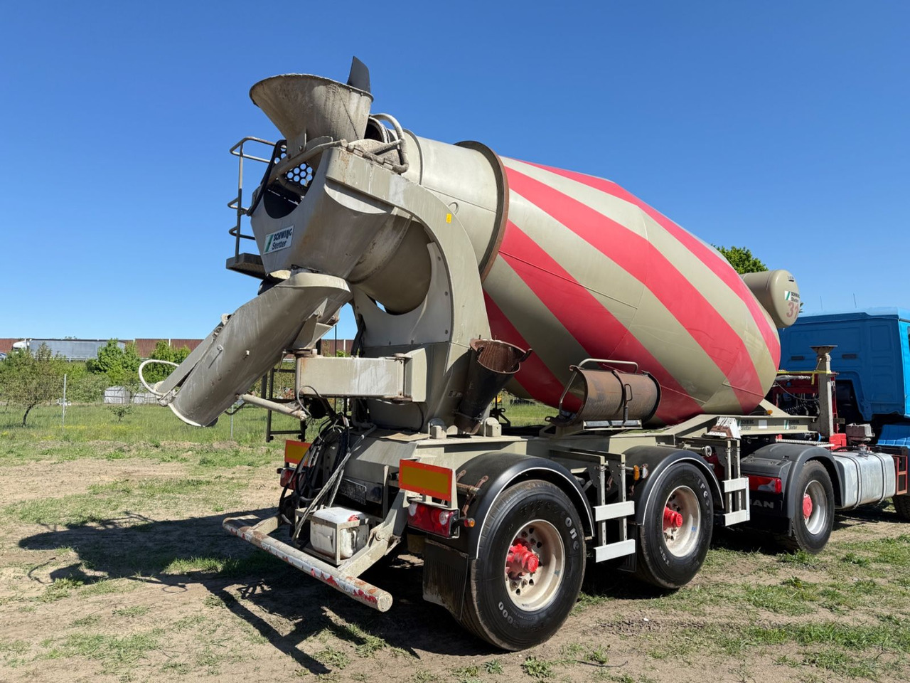 Stetter Mischer-Mixer Typ AM 10 FH Betonmischer - Poluprikolica mikser: slika Stetter Mischer-Mixer Typ AM 10 FH Betonmischer - Poluprikolica mikser Stetter Mischer-Mixer Typ AM 10 FH Betonmischer - Poluprikolica mikser: slika Stetter Mischer-Mixer Typ AM 10 FH Betonmischer - Poluprikolica mikser