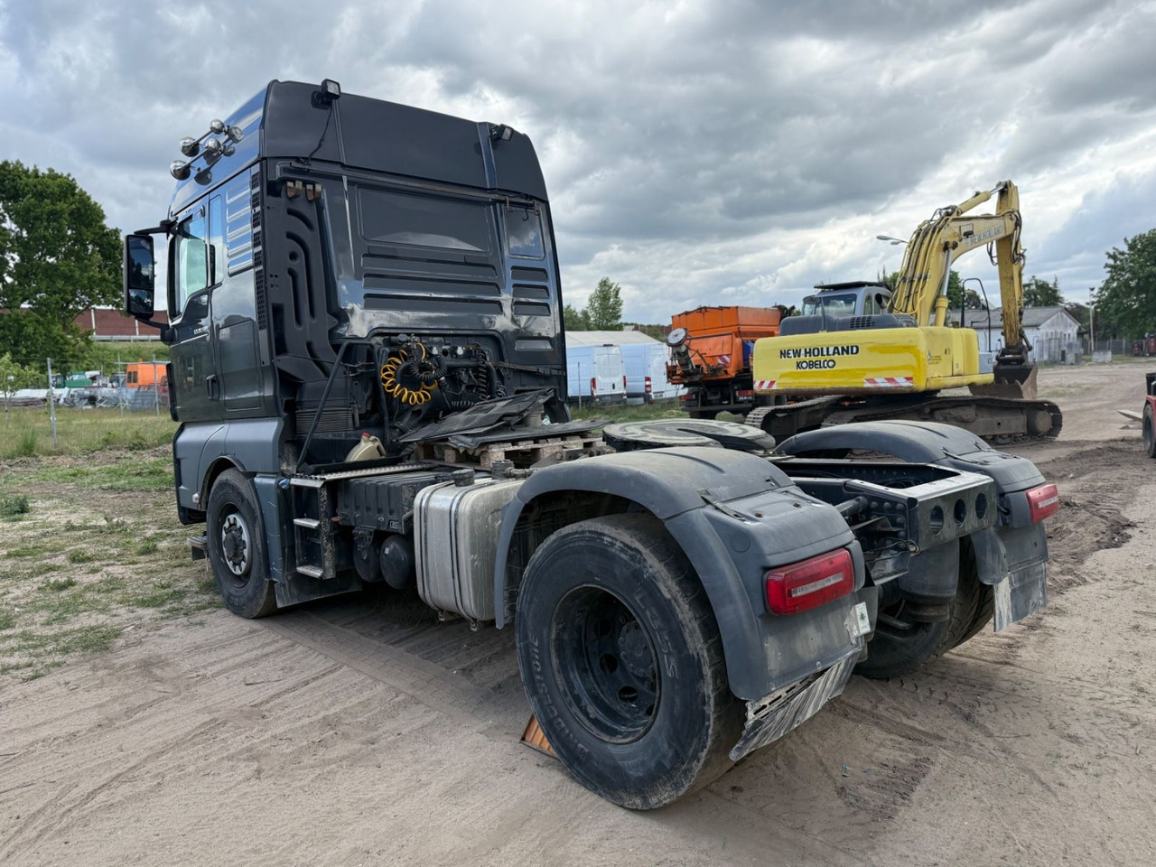 MAN TGX 18.500 Hydrodrive Kipphydraulik Motorschaden - Tegljač: slika MAN TGX 18.500 Hydrodrive Kipphydraulik Motorschaden - Tegljač MAN TGX 18.500 Hydrodrive Kipphydraulik Motorschaden - Tegljač: slika MAN TGX 18.500 Hydrodrive Kipphydraulik Motorschaden - Tegljač