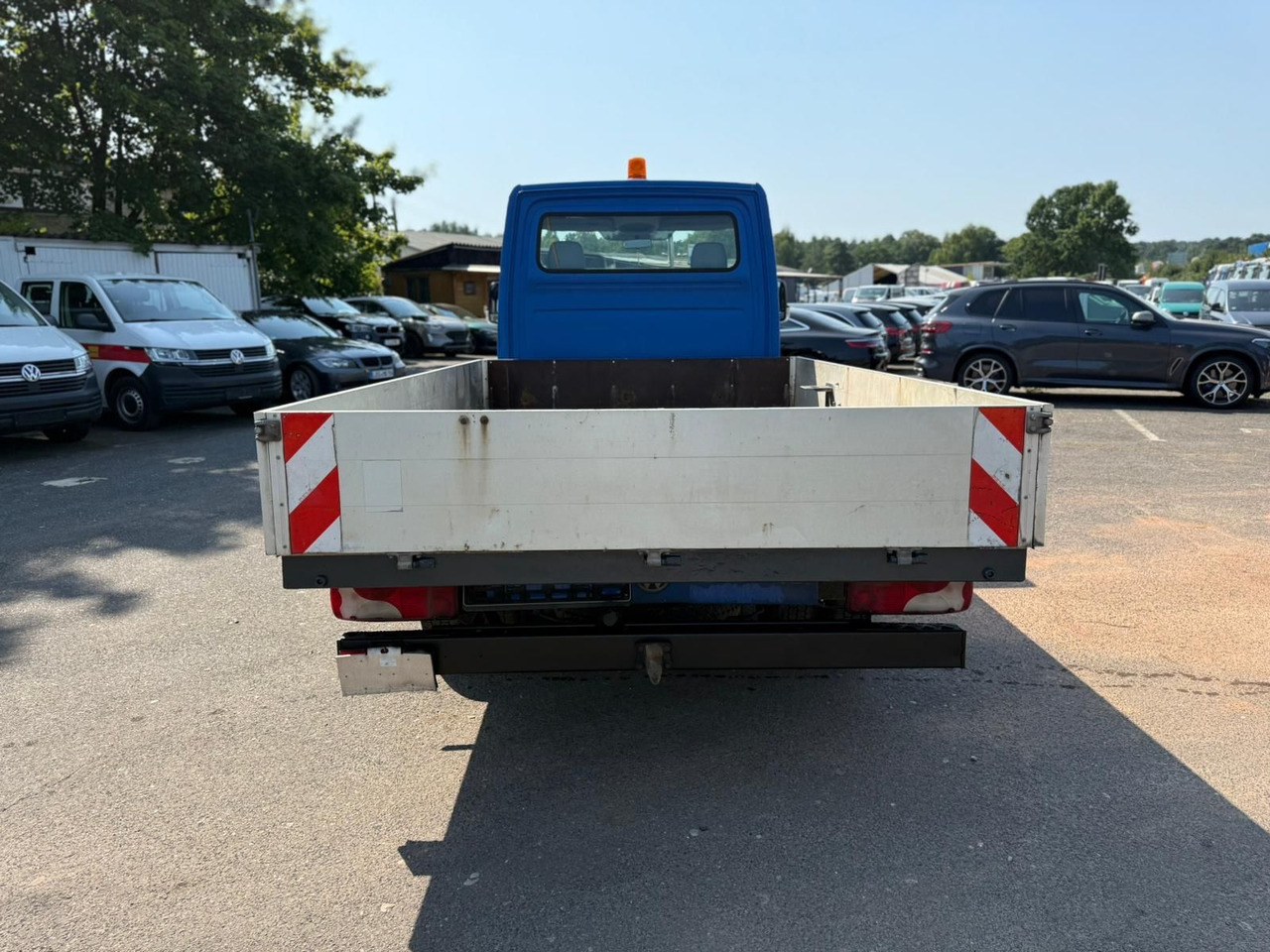 Volkswagen Crafter Pritsche 50 mittel L2 - Dostavno vozilo s ravnom platformom: slika Volkswagen Crafter Pritsche 50 mittel L2 - Dostavno vozilo s ravnom platformom Volkswagen Crafter Pritsche 50 mittel L2 - Dostavno vozilo s ravnom platformom: slika Volkswagen Crafter Pritsche 50 mittel L2 - Dostavno vozilo s ravnom platformom