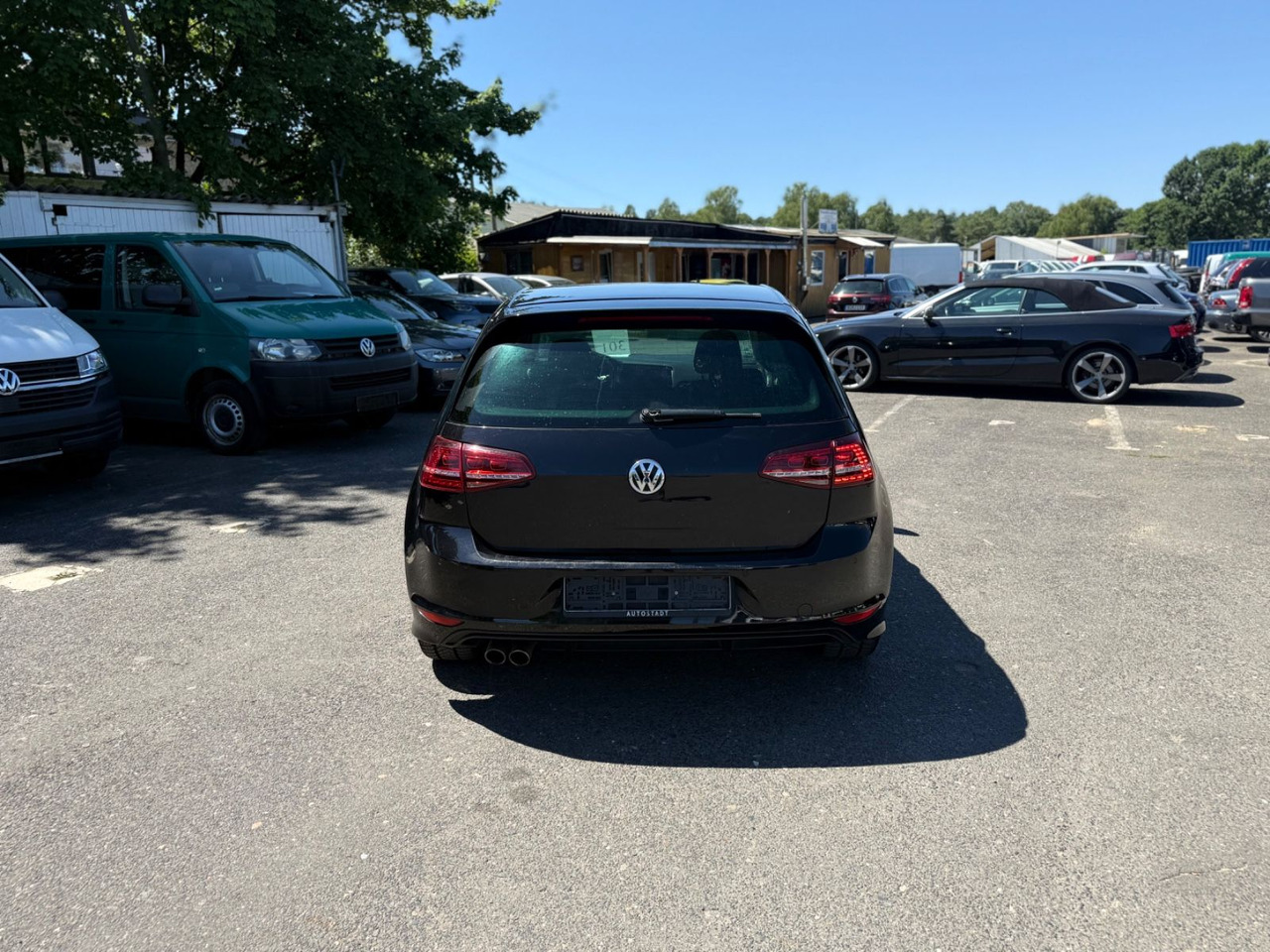 Volkswagen Golf VII Lim. Lounge BMT R-line - Limuzina: slika Volkswagen Golf VII Lim. Lounge BMT R-line - Limuzina Volkswagen Golf VII Lim. Lounge BMT R-line - Limuzina: slika Volkswagen Golf VII Lim. Lounge BMT R-line - Limuzina
