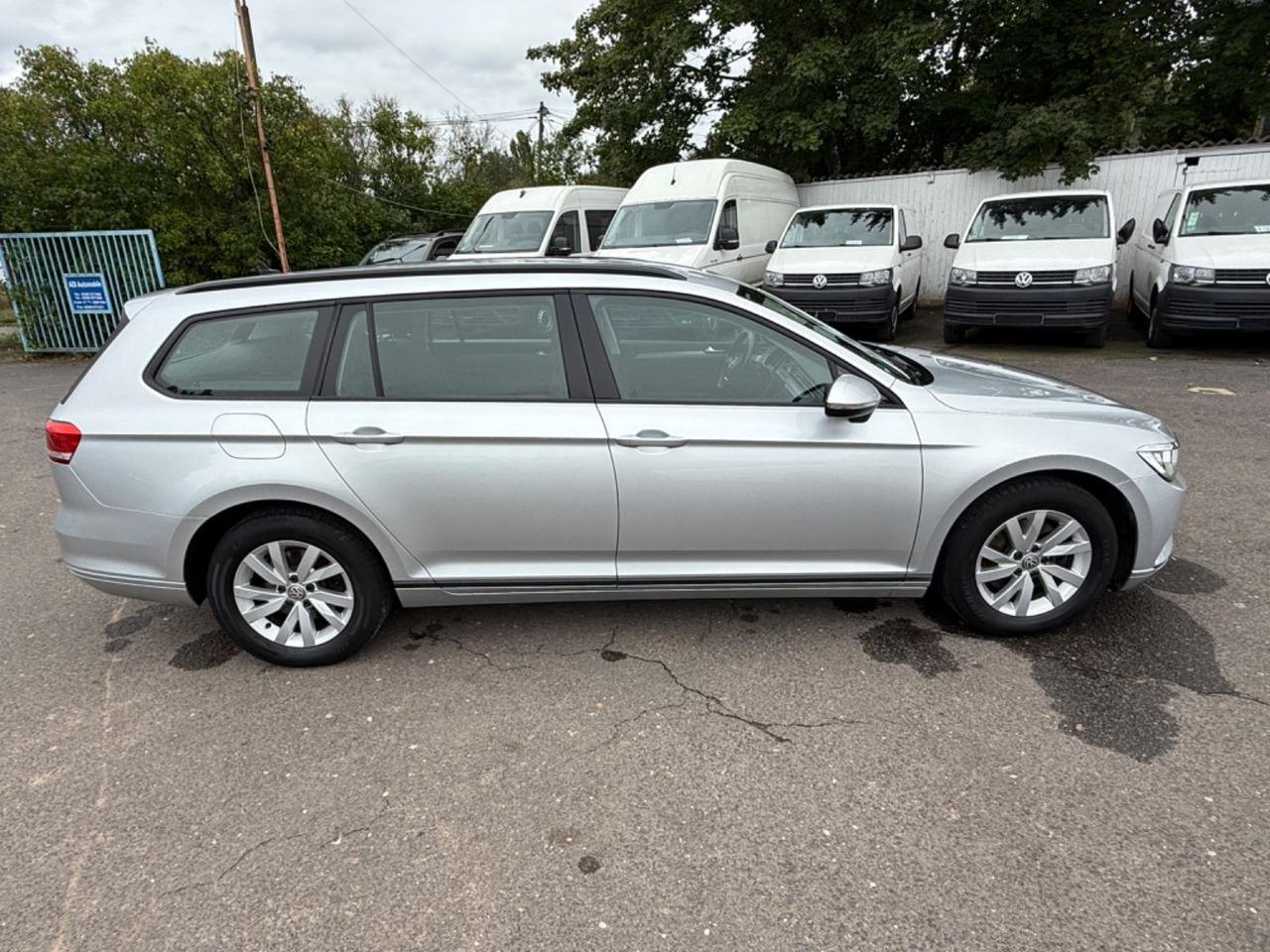 Volkswagen Passat Variant Trendline BMT/Start-Stopp - Limuzina: slika Volkswagen Passat Variant Trendline BMT/Start-Stopp - Limuzina Volkswagen Passat Variant Trendline BMT/Start-Stopp - Limuzina: slika Volkswagen Passat Variant Trendline BMT/Start-Stopp - Limuzina
