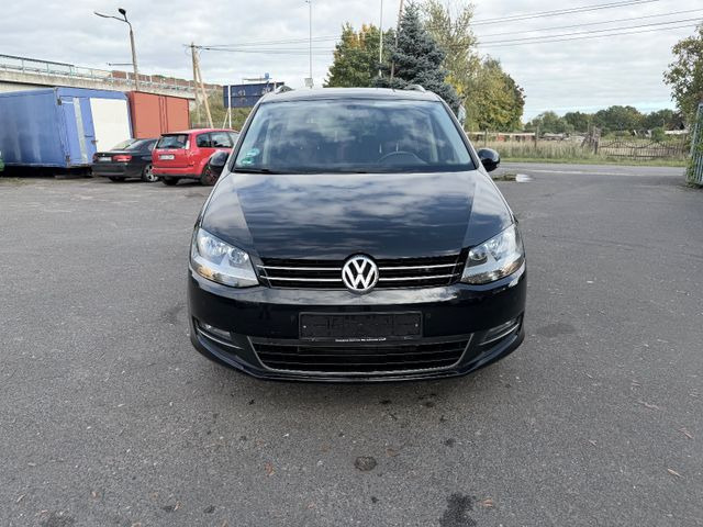 Volkswagen Sharan Highline BMT - Putnički kombi: slika Volkswagen Sharan Highline BMT - Putnički kombi Volkswagen Sharan Highline BMT - Putnički kombi: slika Volkswagen Sharan Highline BMT - Putnički kombi