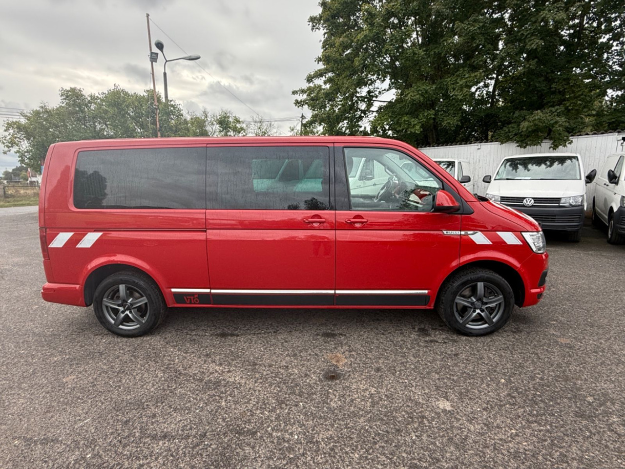 Volkswagen T6 Transporter Bus Multivan Comfortline lang - Mali kombi: slika Volkswagen T6 Transporter Bus Multivan Comfortline lang - Mali kombi Volkswagen T6 Transporter Bus Multivan Comfortline lang - Mali kombi: slika Volkswagen T6 Transporter Bus Multivan Comfortline lang - Mali kombi