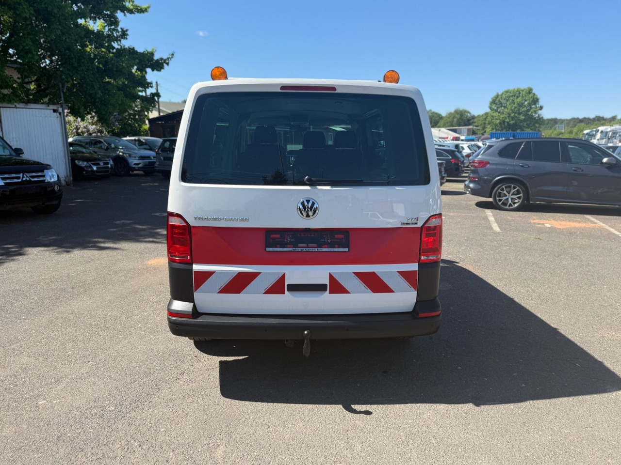 Volkswagen T6 Transporter Kasten-mixto 4x4 - Mali kombi: slika Volkswagen T6 Transporter Kasten-mixto 4x4 - Mali kombi Volkswagen T6 Transporter Kasten-mixto 4x4 - Mali kombi: slika Volkswagen T6 Transporter Kasten-mixto 4x4 - Mali kombi