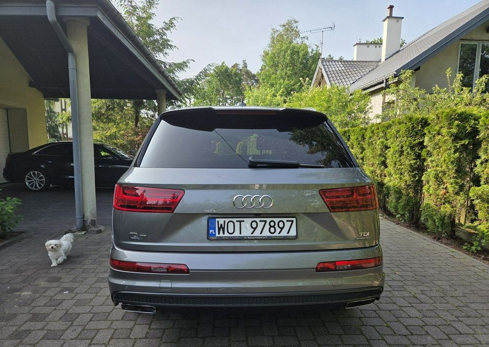 Audi Q7 - SUV: slika Audi Q7 - SUV Audi Q7 - SUV: slika Audi Q7 - SUV