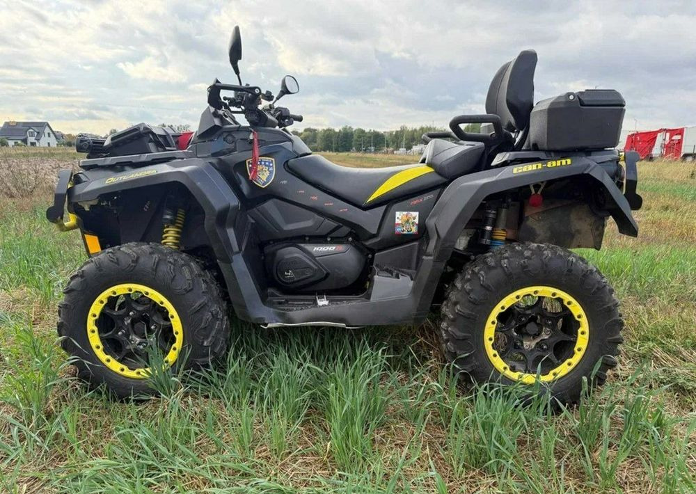 Can-Am Outlander Max - ATV/ Quad vozilo: slika Can-Am Outlander Max - ATV/ Quad vozilo Can-Am Outlander Max - ATV/ Quad vozilo: slika Can-Am Outlander Max - ATV/ Quad vozilo