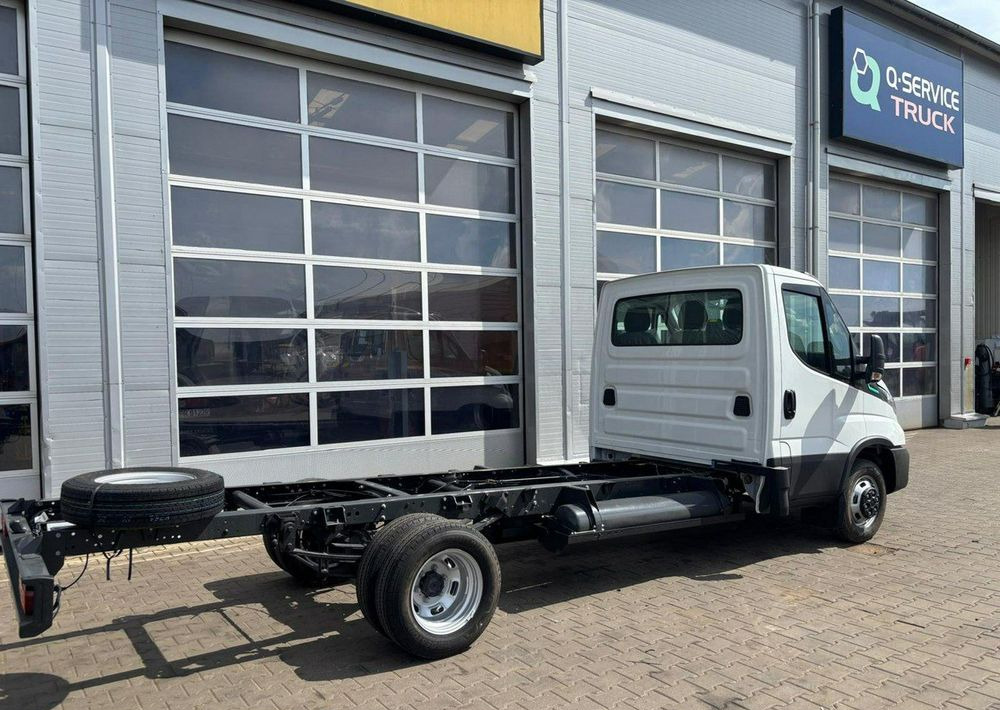 Iveco Daily CNG - Kamion-šasija: slika Iveco Daily CNG - Kamion-šasija Iveco Daily CNG - Kamion-šasija: slika Iveco Daily CNG - Kamion-šasija