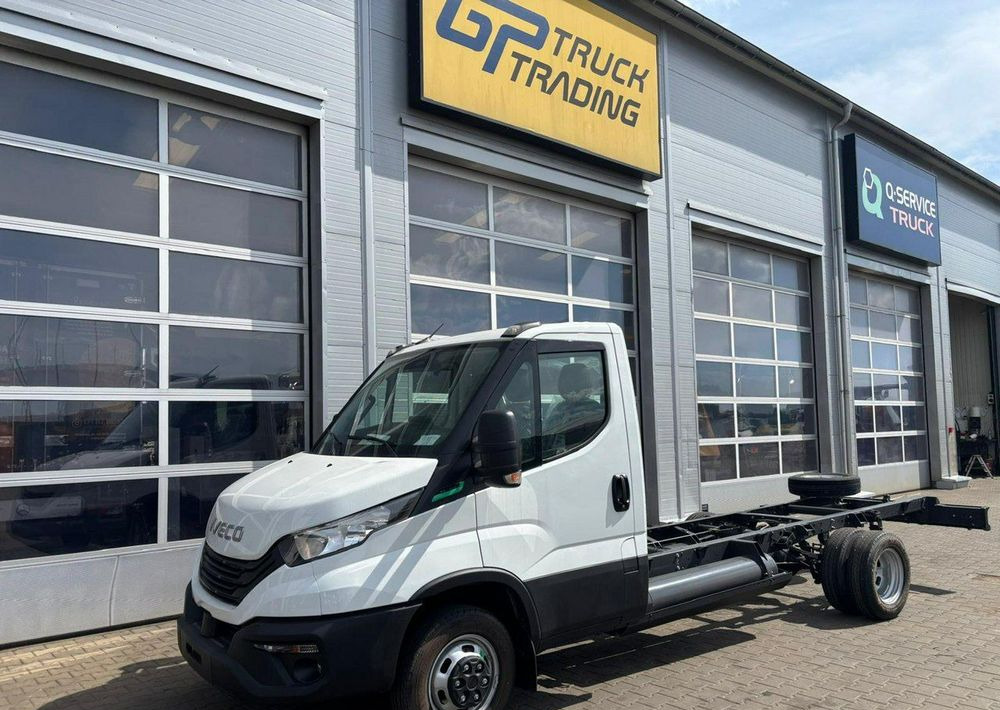 Iveco Daily CNG - Kamion-šasija: slika Iveco Daily CNG - Kamion-šasija Iveco Daily CNG - Kamion-šasija: slika Iveco Daily CNG - Kamion-šasija