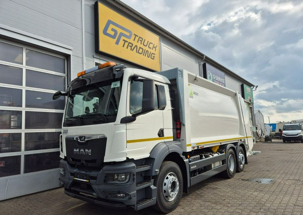 MAN TGS 26.330, zabudowa Farid, wrzutnik automatyczny - Kamion za odvoz smeća: slika MAN TGS 26.330, zabudowa Farid, wrzutnik automatyczny - Kamion za odvoz smeća MAN TGS 26.330, zabudowa Farid, wrzutnik automatyczny - Kamion za odvoz smeća: slika MAN TGS 26.330, zabudowa Farid, wrzutnik automatyczny - Kamion za odvoz smeća