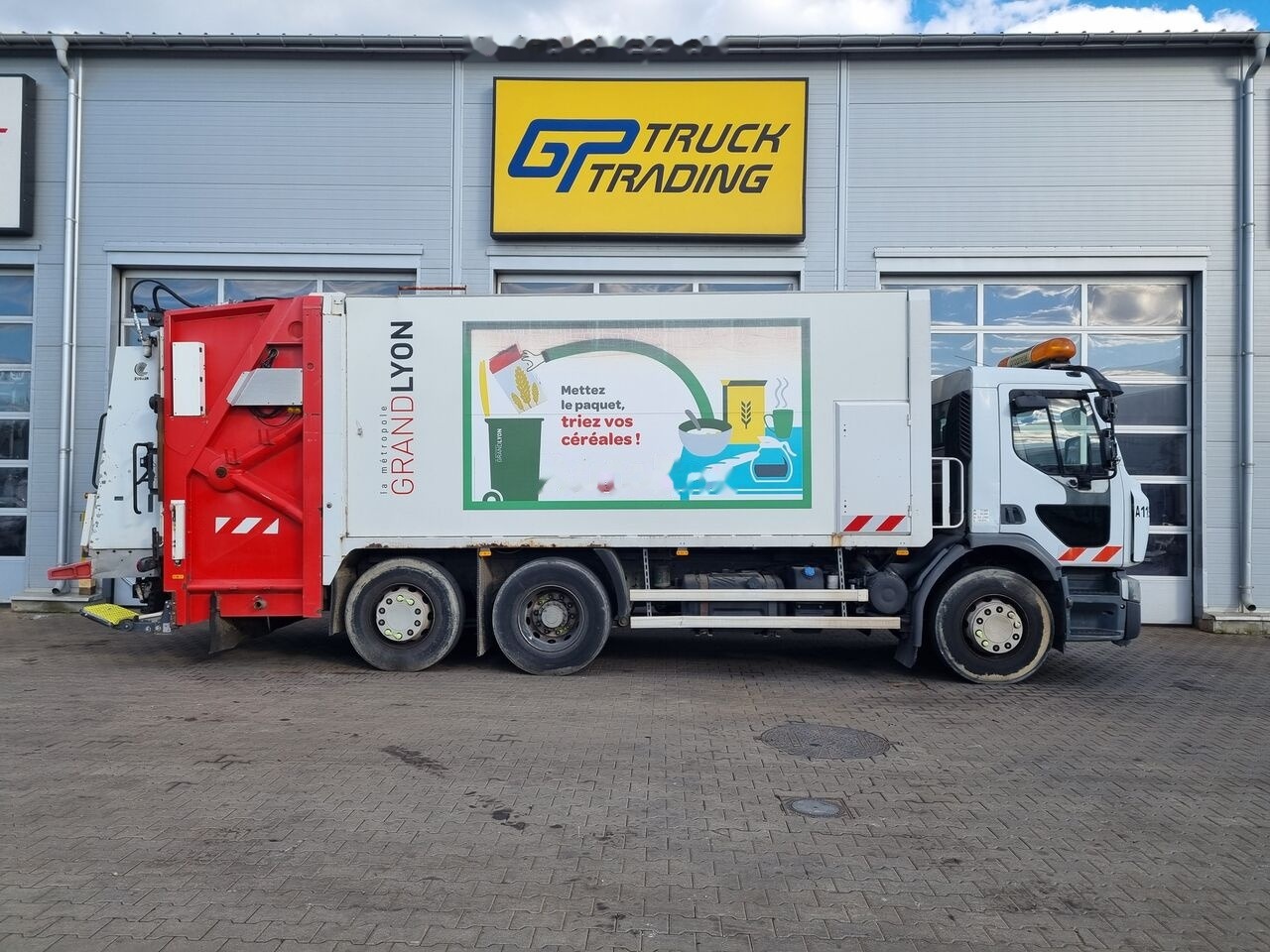 Renault Premium 270 - Kamion za odvoz smeća: slika Renault Premium 270 - Kamion za odvoz smeća Renault Premium 270 - Kamion za odvoz smeća: slika Renault Premium 270 - Kamion za odvoz smeća