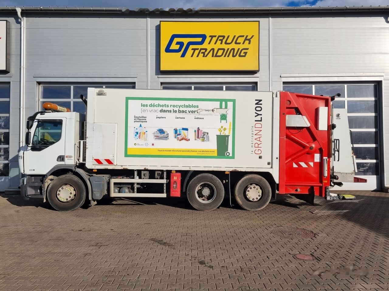 Renault Premium 270 - Kamion za odvoz smeća: slika Renault Premium 270 - Kamion za odvoz smeća Renault Premium 270 - Kamion za odvoz smeća: slika Renault Premium 270 - Kamion za odvoz smeća