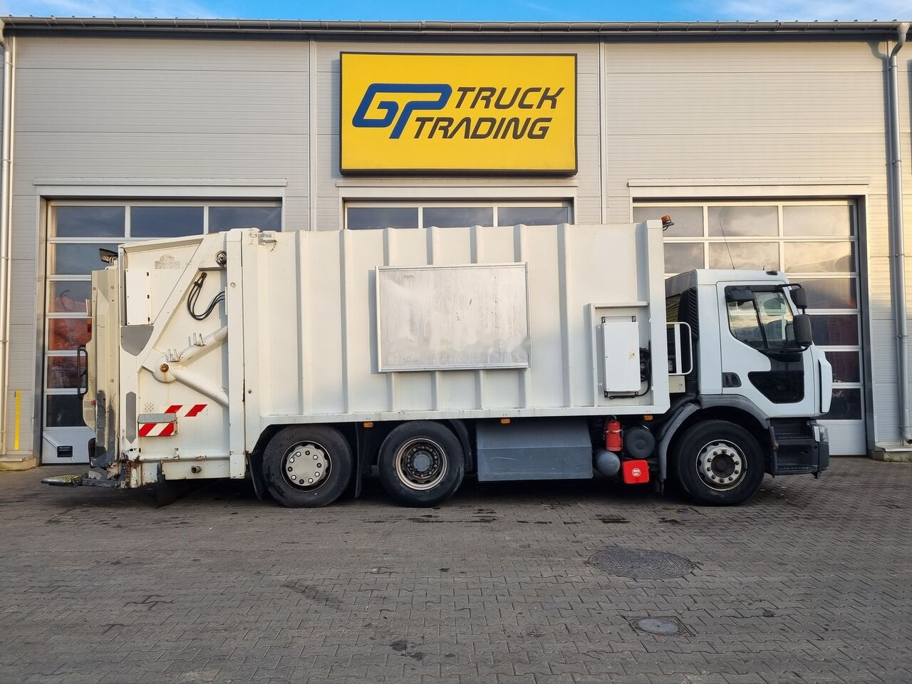 Renault Premium CNG - Kamion za odvoz smeća: slika Renault Premium CNG - Kamion za odvoz smeća Renault Premium CNG - Kamion za odvoz smeća: slika Renault Premium CNG - Kamion za odvoz smeća