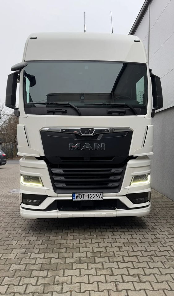 MAN TGX - Tegljač: slika MAN TGX - Tegljač MAN TGX - Tegljač: slika MAN TGX - Tegljač