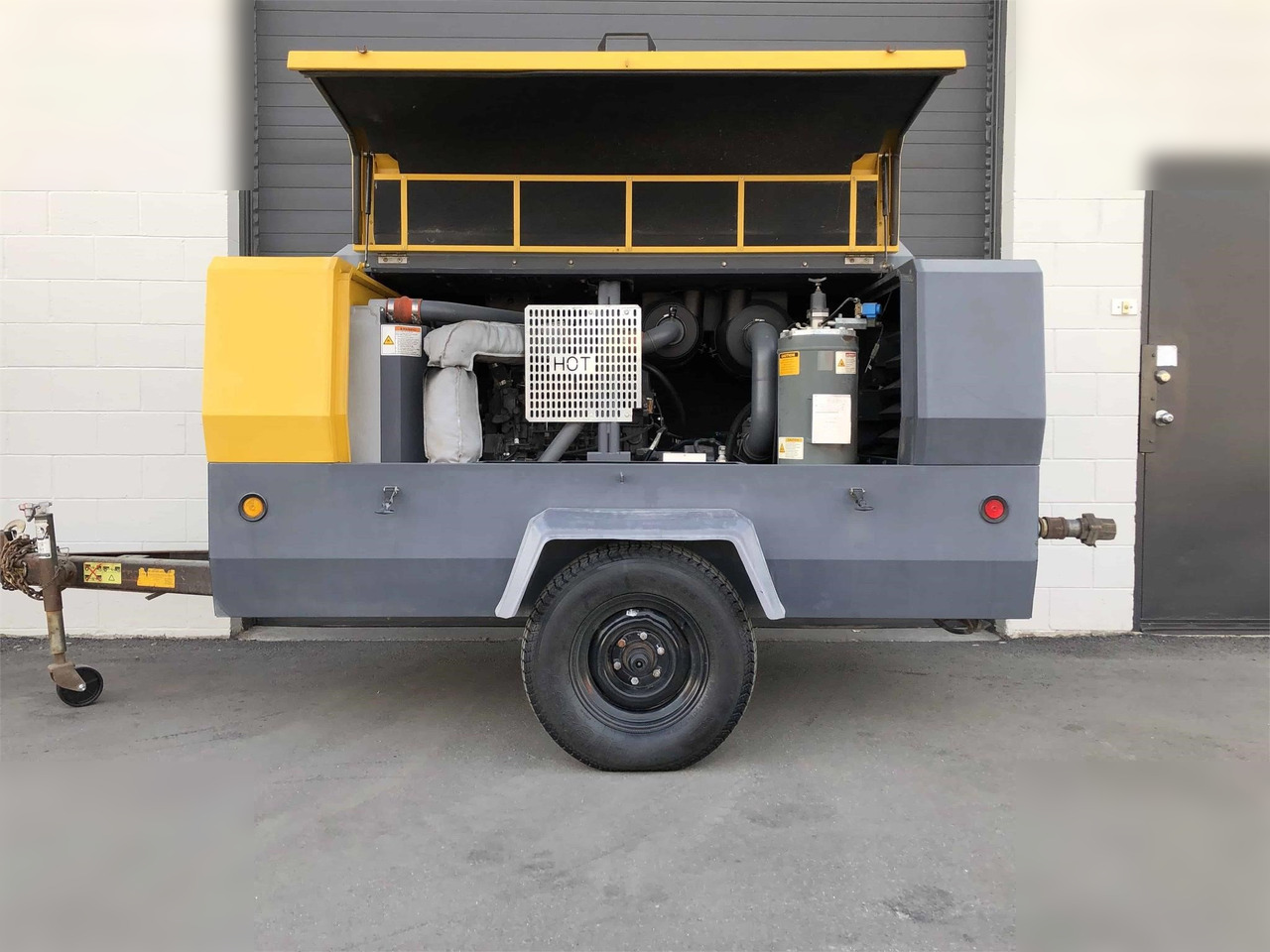 ATLAS COPCO 450 CFM - Zračni kompresor: slika ATLAS COPCO 450 CFM - Zračni kompresor ATLAS COPCO 450 CFM - Zračni kompresor: slika ATLAS COPCO 450 CFM - Zračni kompresor