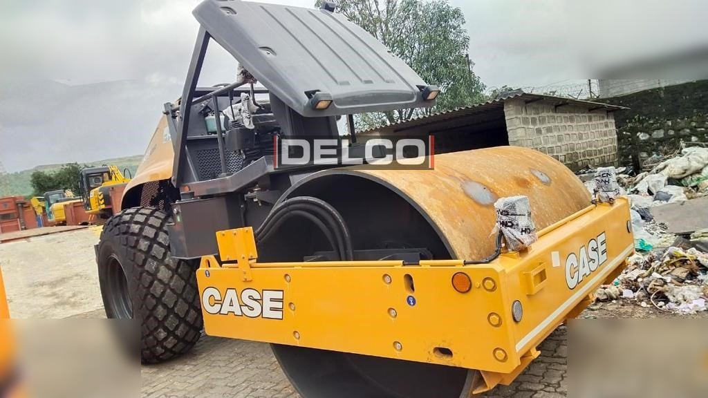 CASE 1107EX - Valjak: slika CASE 1107EX - Valjak CASE 1107EX - Valjak: slika CASE 1107EX - Valjak