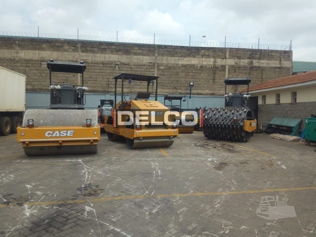 CASE 450DX - Valjak: slika CASE 450DX - Valjak CASE 450DX - Valjak: slika CASE 450DX - Valjak
