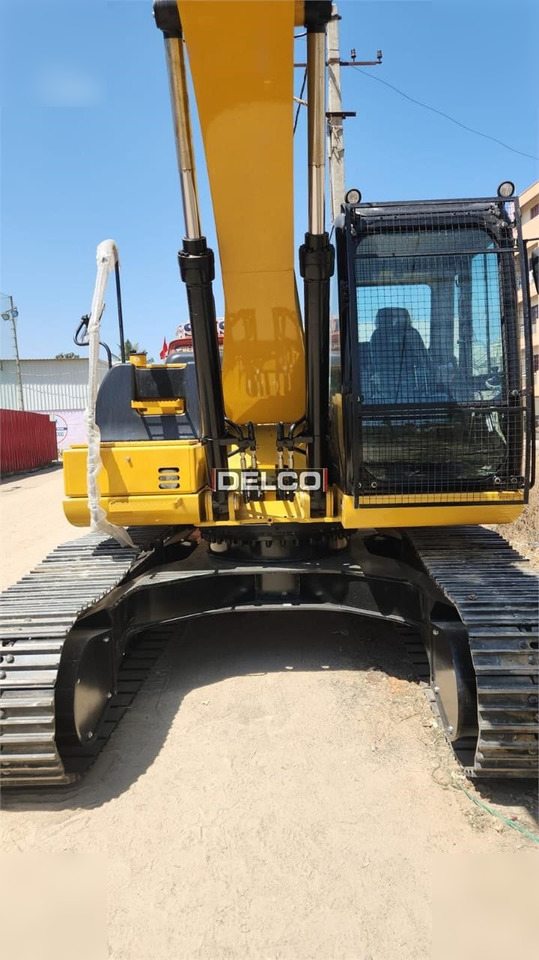 Novi Bager gusjeničar CATERPILLAR 323D3: slika Novi Bager gusjeničar CATERPILLAR 323D3