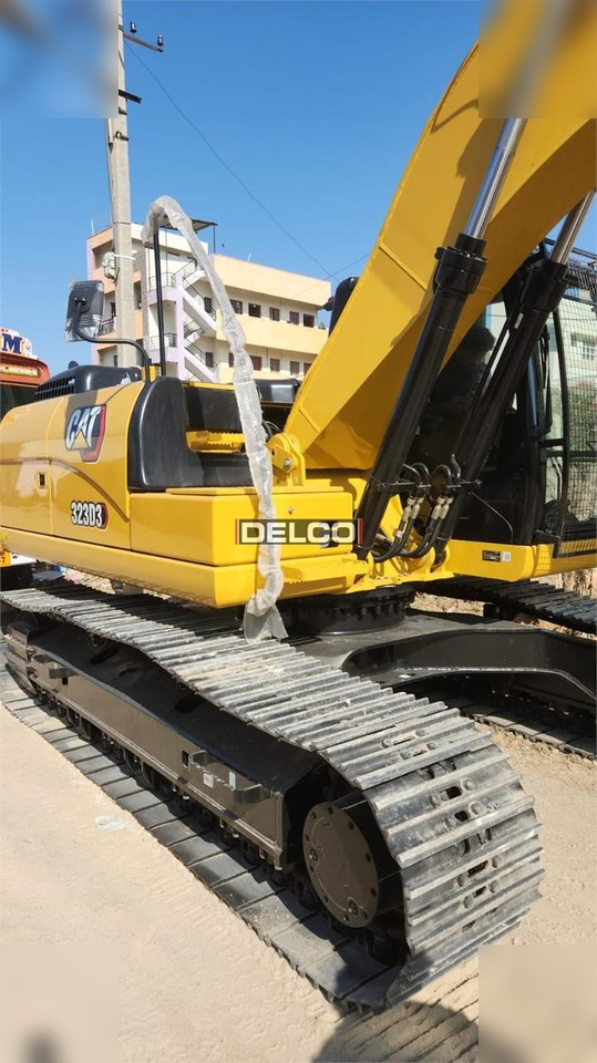 Novi Bager gusjeničar CATERPILLAR 323D3: slika Novi Bager gusjeničar CATERPILLAR 323D3