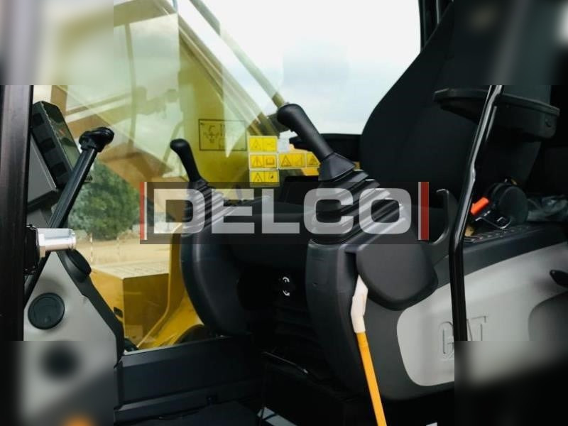 Novi Bager gusjeničar CATERPILLAR 323D3: slika Novi Bager gusjeničar CATERPILLAR 323D3