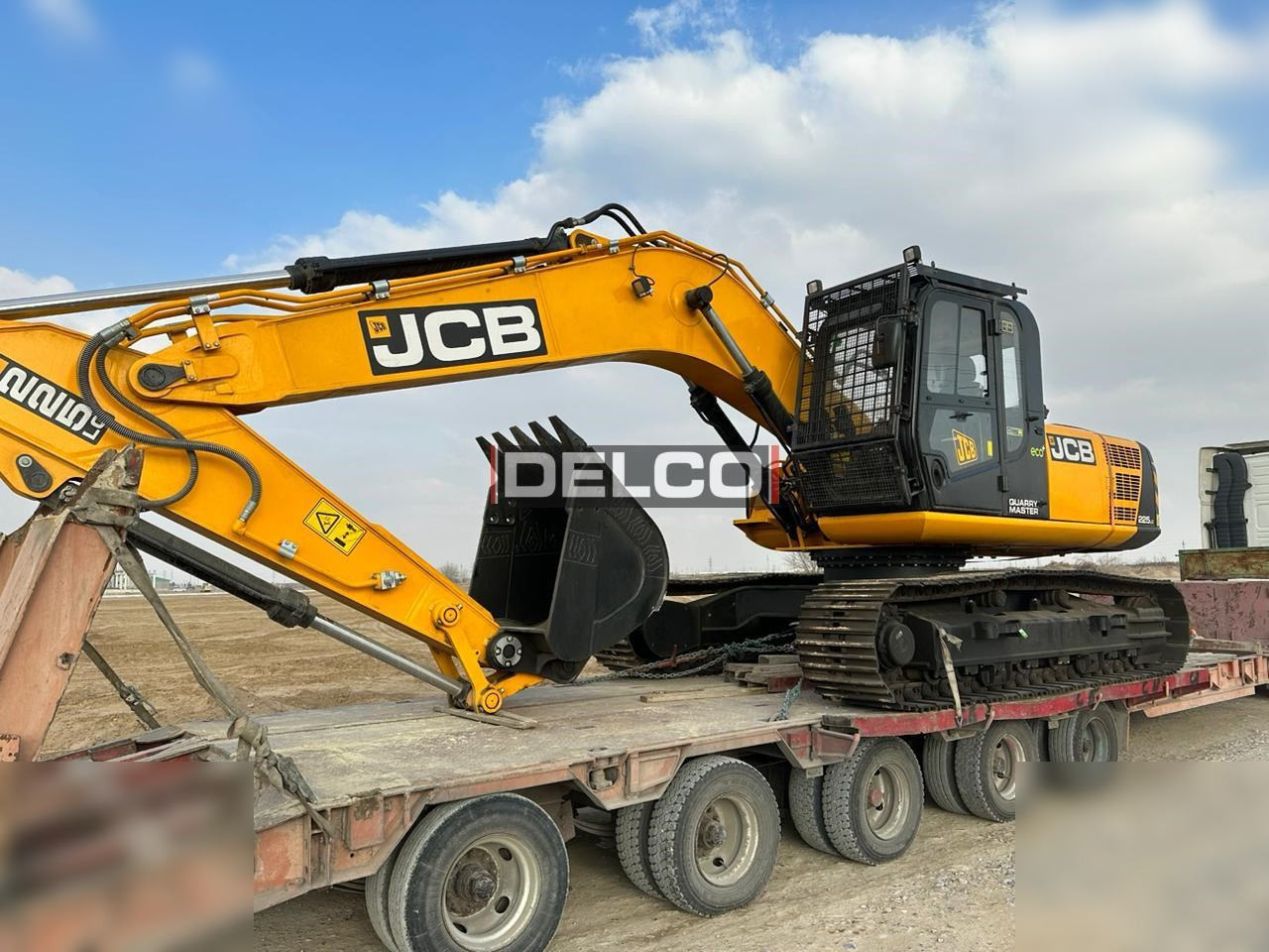 JCB 225 LC - Bager gusjeničar: slika JCB 225 LC - Bager gusjeničar JCB 225 LC - Bager gusjeničar: slika JCB 225 LC - Bager gusjeničar