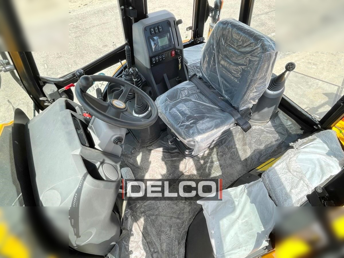 JCB 3DX SUPER - Rovokopač-utovarivač: slika JCB 3DX SUPER - Rovokopač-utovarivač JCB 3DX SUPER - Rovokopač-utovarivač: slika JCB 3DX SUPER - Rovokopač-utovarivač