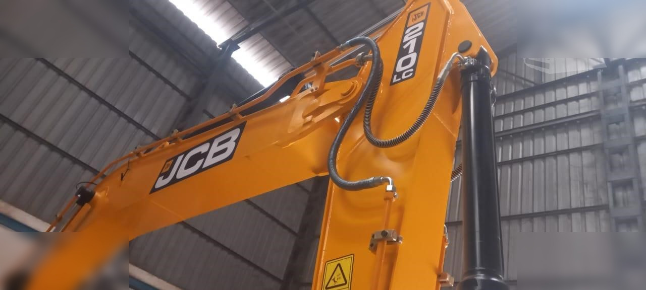 JCB JS210 LC - Bager gusjeničar: slika JCB JS210 LC - Bager gusjeničar JCB JS210 LC - Bager gusjeničar: slika JCB JS210 LC - Bager gusjeničar