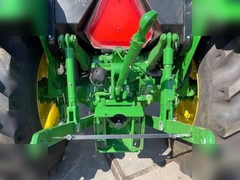 JOHN DEERE 5210 - Mali traktor: slika JOHN DEERE 5210 - Mali traktor JOHN DEERE 5210 - Mali traktor: slika JOHN DEERE 5210 - Mali traktor