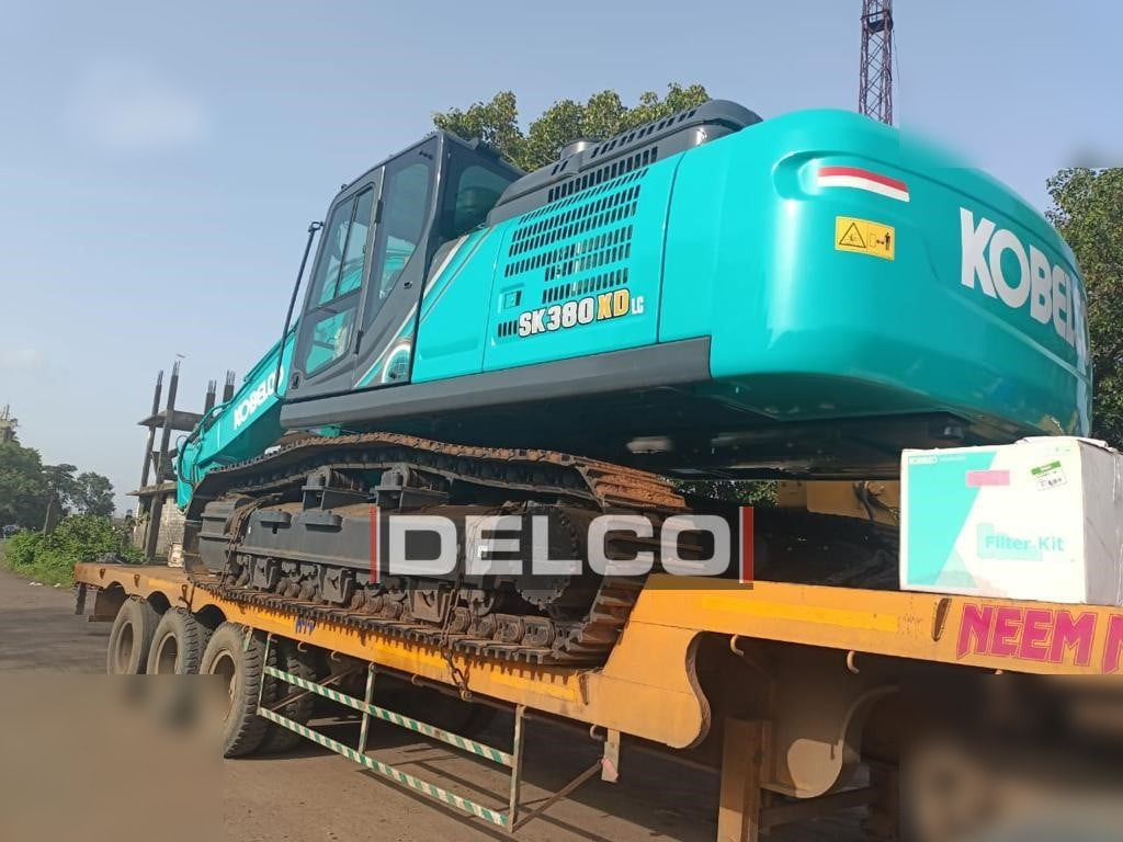 KOBELCO SK380XD LC-10 - Bager gusjeničar: slika KOBELCO SK380XD LC-10 - Bager gusjeničar KOBELCO SK380XD LC-10 - Bager gusjeničar: slika KOBELCO SK380XD LC-10 - Bager gusjeničar