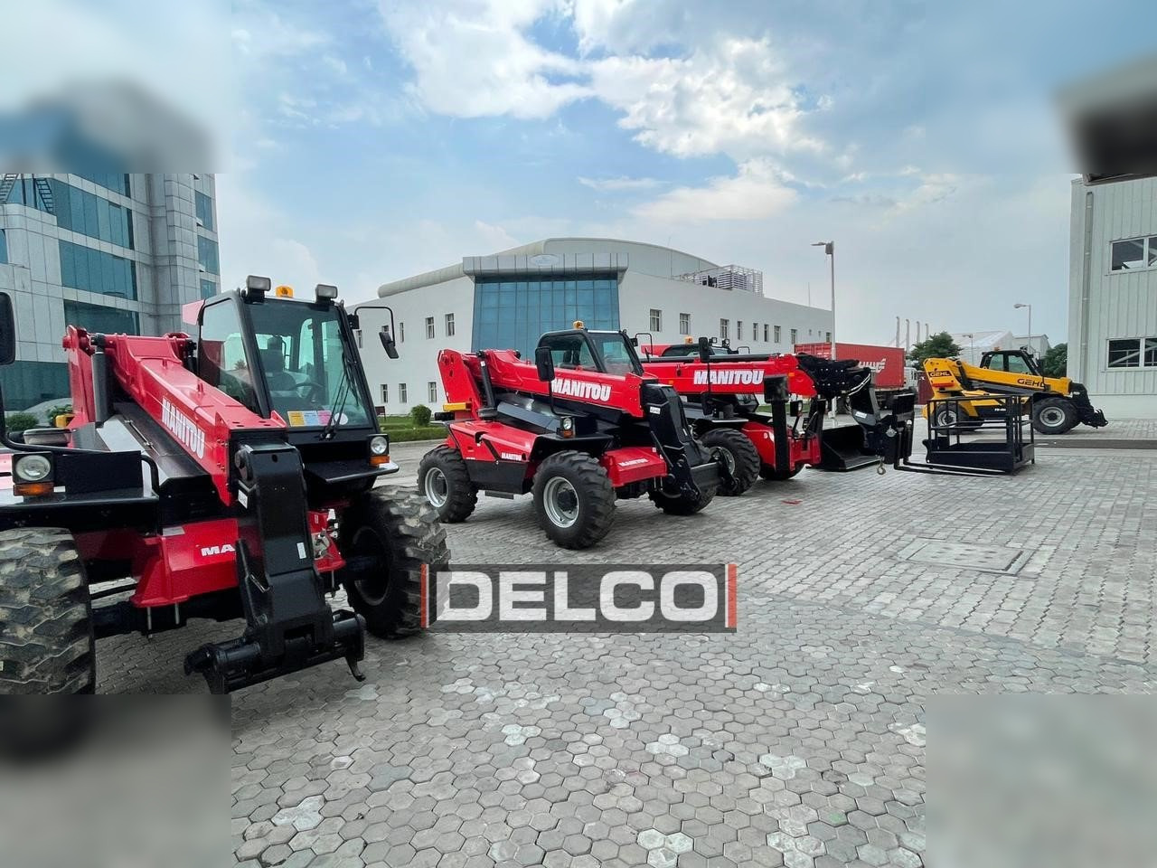 MANITOU MT1740SLT - Teleskopski rukovatelj: slika MANITOU MT1740SLT - Teleskopski rukovatelj MANITOU MT1740SLT - Teleskopski rukovatelj: slika MANITOU MT1740SLT - Teleskopski rukovatelj