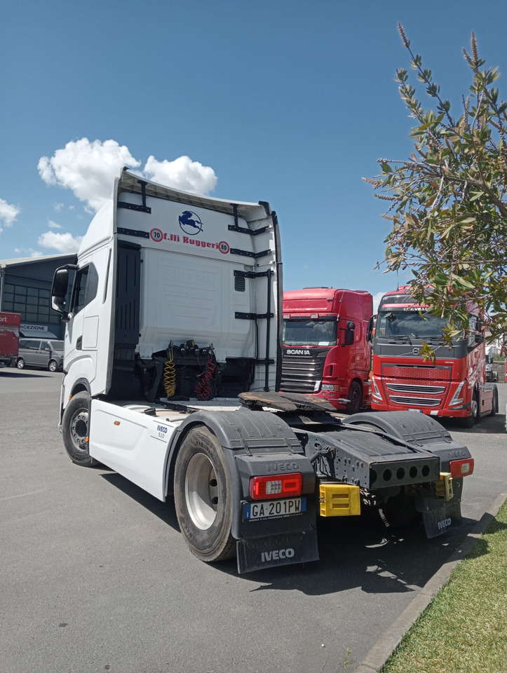 IVECO SWAY 510CV - Tegljač: slika IVECO SWAY 510CV - Tegljač IVECO SWAY 510CV - Tegljač: slika IVECO SWAY 510CV - Tegljač