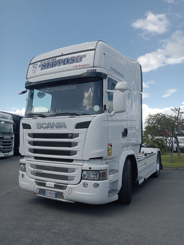 SCANIA R490LA4X2NB - Tegljač: slika SCANIA R490LA4X2NB - Tegljač SCANIA R490LA4X2NB - Tegljač: slika SCANIA R490LA4X2NB - Tegljač