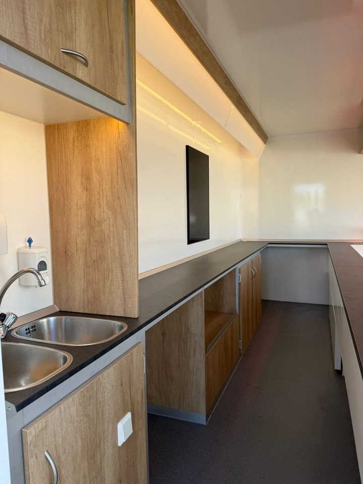 Renault ESSELMANN Verkaufsmobil - Kamion za prodaju brze hrane: slika Renault ESSELMANN Verkaufsmobil - Kamion za prodaju brze hrane Renault ESSELMANN Verkaufsmobil - Kamion za prodaju brze hrane: slika Renault ESSELMANN Verkaufsmobil - Kamion za prodaju brze hrane