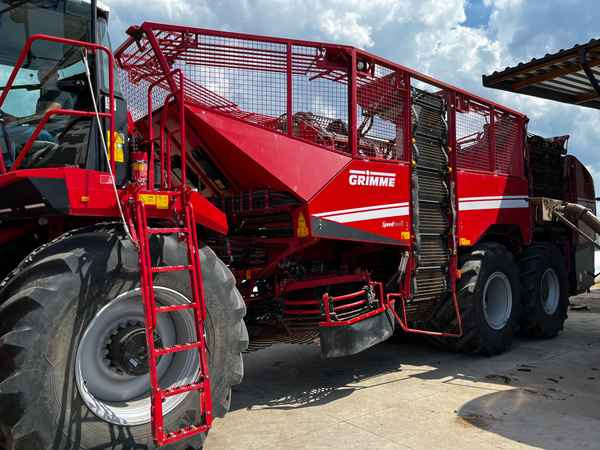 Grimme REXOR 6300 Platinum - Kombajn za šećernu repu: slika Grimme REXOR 6300 Platinum - Kombajn za šećernu repu Grimme REXOR 6300 Platinum - Kombajn za šećernu repu: slika Grimme REXOR 6300 Platinum - Kombajn za šećernu repu
