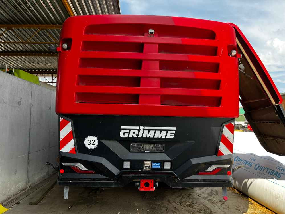 Grimme REXOR 6300 Platinum - Oprema za obradu tla: slika Grimme REXOR 6300 Platinum - Oprema za obradu tla Grimme REXOR 6300 Platinum - Oprema za obradu tla: slika Grimme REXOR 6300 Platinum - Oprema za obradu tla