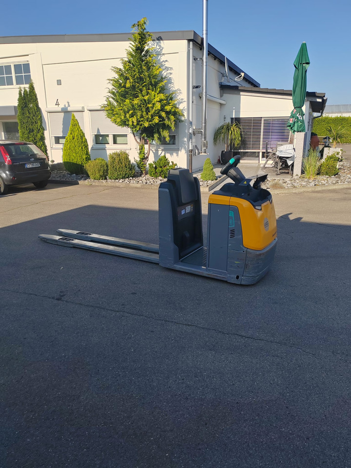 Jungheinrich ECE 225 Li-Ion/ 2.4m/ 2020yy/ 3057mh - Komisioner: slika Jungheinrich ECE 225 Li-Ion/ 2.4m/ 2020yy/ 3057mh - Komisioner Jungheinrich ECE 225 Li-Ion/ 2.4m/ 2020yy/ 3057mh - Komisioner: slika Jungheinrich ECE 225 Li-Ion/ 2.4m/ 2020yy/ 3057mh - Komisioner