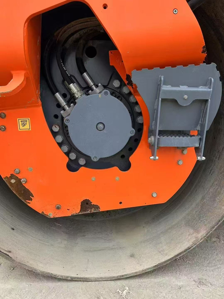 HAMM HD90 - Valjak: slika HAMM HD90 - Valjak HAMM HD90 - Valjak: slika HAMM HD90 - Valjak