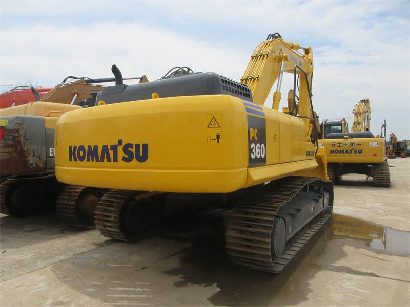 Komatsu PC360 - Bager gusjeničar: slika Komatsu PC360 - Bager gusjeničar Komatsu PC360 - Bager gusjeničar: slika Komatsu PC360 - Bager gusjeničar