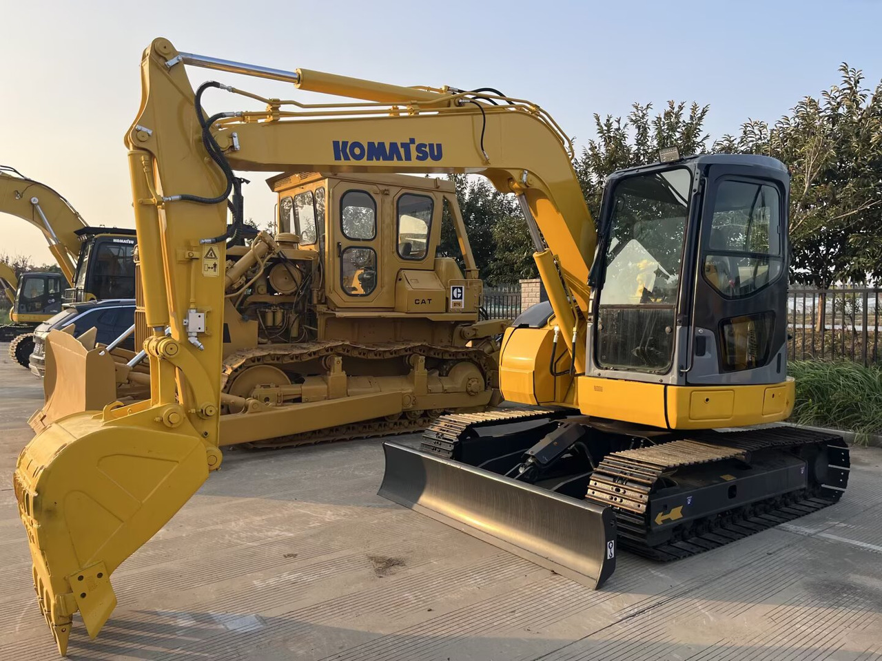 Komatsu pc78 - Bager: slika Komatsu pc78 - Bager Komatsu pc78 - Bager: slika Komatsu pc78 - Bager