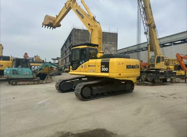 Komatsu pc300-7 - Bager gusjeničar: slika komatsu pc300-7 - Bager gusjeničar Komatsu pc300-7 - Bager gusjeničar: slika komatsu pc300-7 - Bager gusjeničar