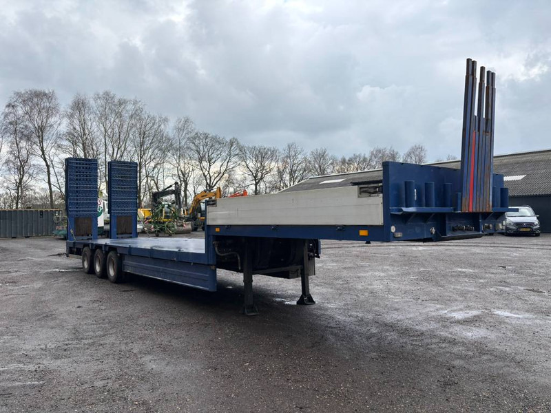 Broshuis Lowloader tieflader 3 assen leaf spring, laadklep - Poluprikolica s niskim utovarivačem: slika Broshuis Lowloader tieflader 3 assen leaf spring, laadklep - Poluprikolica s niskim utovarivačem Broshuis Lowloader tieflader 3 assen leaf spring, laadklep - Poluprikolica s niskim utovarivačem: slika Broshuis Lowloader tieflader 3 assen leaf spring, laadklep - Poluprikolica s niskim utovarivačem