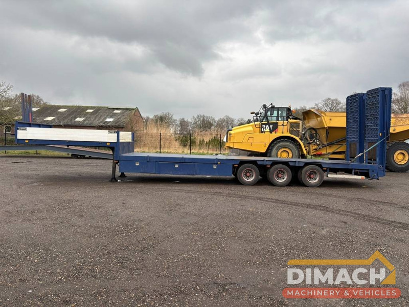 Broshuis Lowloader tieflader 3 assen leaf spring, laadklep - Poluprikolica s niskim utovarivačem: slika Broshuis Lowloader tieflader 3 assen leaf spring, laadklep - Poluprikolica s niskim utovarivačem Broshuis Lowloader tieflader 3 assen leaf spring, laadklep - Poluprikolica s niskim utovarivačem: slika Broshuis Lowloader tieflader 3 assen leaf spring, laadklep - Poluprikolica s niskim utovarivačem