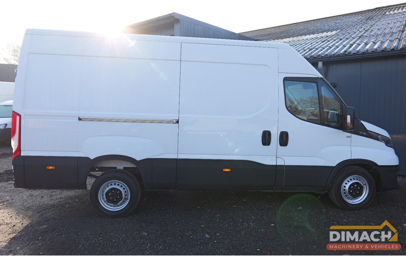 Iveco 35S16 Iveco Daily 35S16 L2H2 NL car TOP!! - Furgon: slika Iveco 35S16 Iveco Daily 35S16 L2H2 NL car TOP!! - Furgon Iveco 35S16 Iveco Daily 35S16 L2H2 NL car TOP!! - Furgon: slika Iveco 35S16 Iveco Daily 35S16 L2H2 NL car TOP!! - Furgon