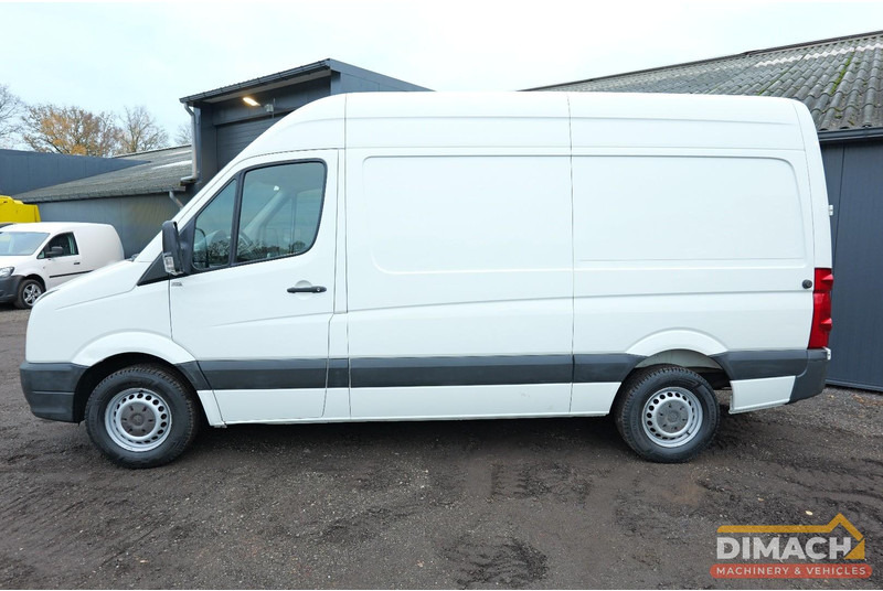 Volkswagen Crafter Tempomat L2H2 airco Euro 5 - lage km - trekhaak - Furgon: slika Volkswagen Crafter Tempomat L2H2 airco Euro 5 - lage km - trekhaak - Furgon Volkswagen Crafter Tempomat L2H2 airco Euro 5 - lage km - trekhaak - Furgon: slika Volkswagen Crafter Tempomat L2H2 airco Euro 5 - lage km - trekhaak - Furgon