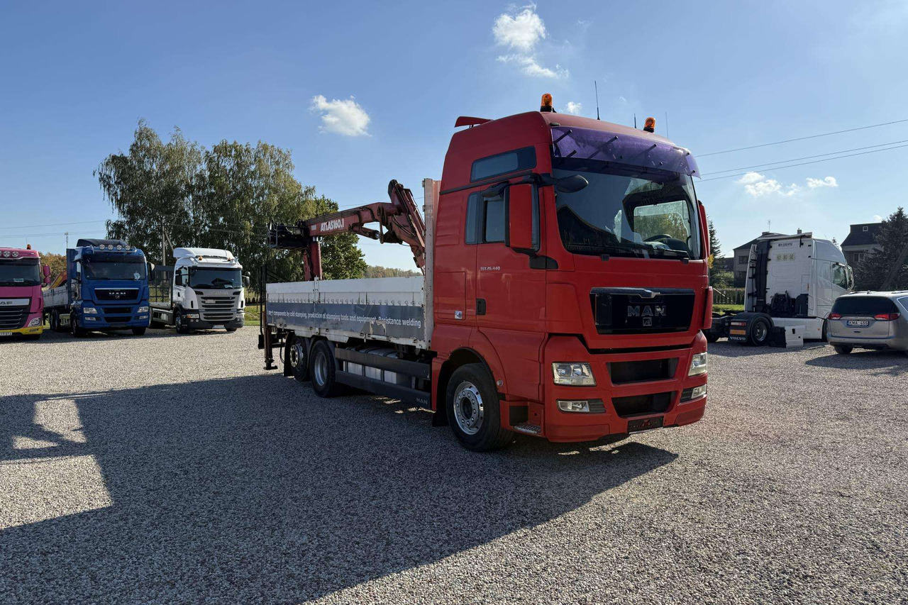 MAN TGX 26.440 - Kamion s kranom: slika MAN TGX 26.440 - Kamion s kranom MAN TGX 26.440 - Kamion s kranom: slika MAN TGX 26.440 - Kamion s kranom