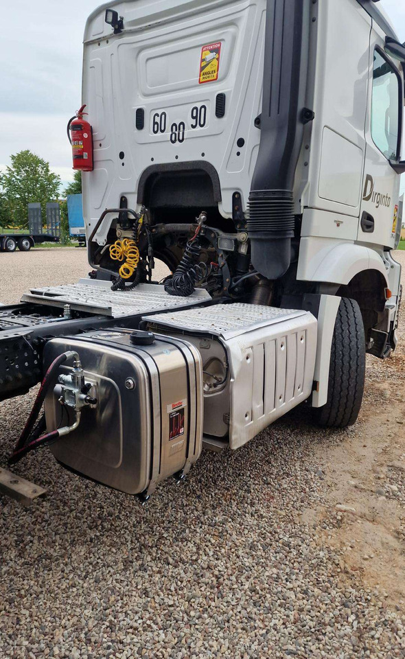Iveco HIDRAULIA BINOTTO - Tegljač: slika Iveco HIDRAULIA BINOTTO - Tegljač Iveco HIDRAULIA BINOTTO - Tegljač: slika Iveco HIDRAULIA BINOTTO - Tegljač