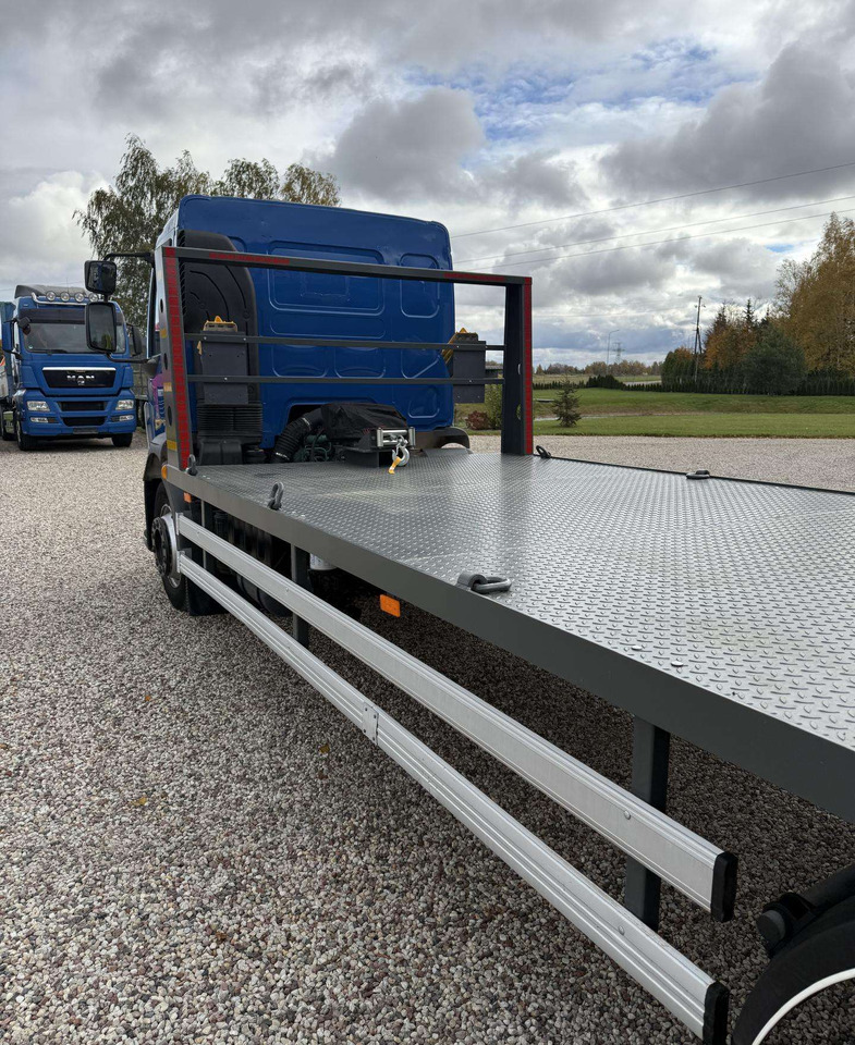 Volvo FL 250 - Autotransporter: slika  Volvo FL 250 - Autotransporter Volvo FL 250 - Autotransporter: slika  Volvo FL 250 - Autotransporter