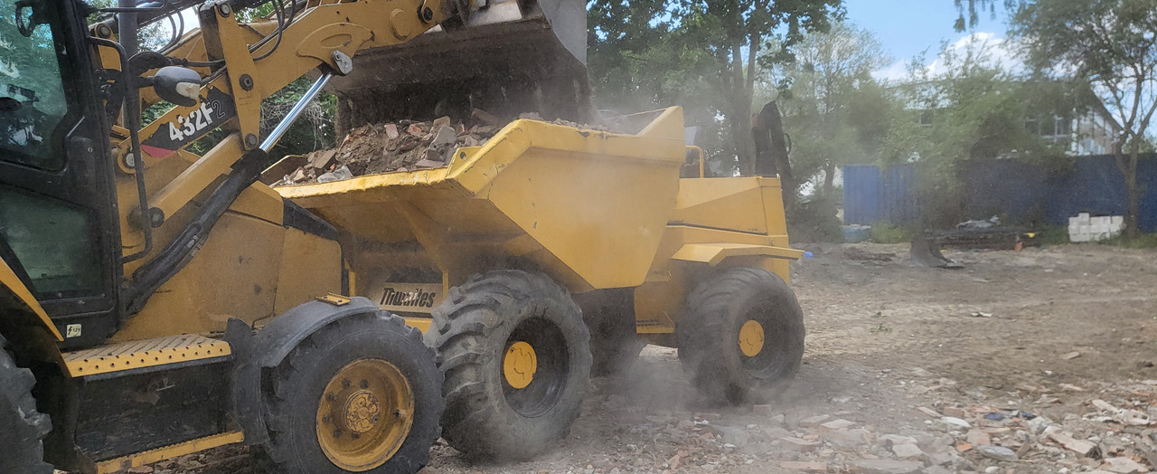 THWAITES 9 ton - Zglobni istovarivač: slika THWAITES 9 ton - Zglobni istovarivač THWAITES 9 ton - Zglobni istovarivač: slika THWAITES 9 ton - Zglobni istovarivač
