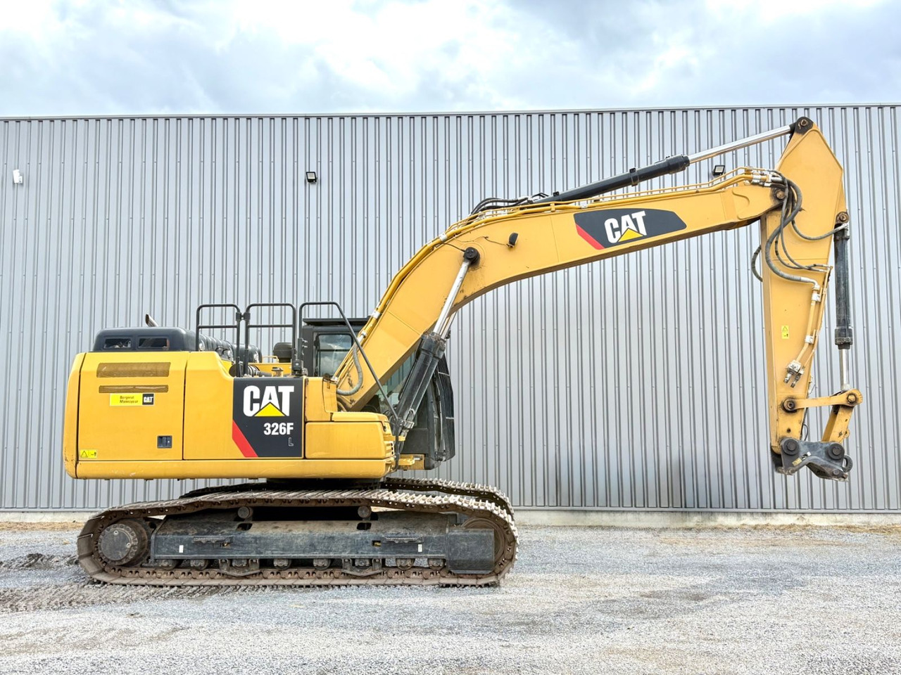 Bager gusjeničar CAT 326 FL: slika Bager gusjeničar CAT 326 FL